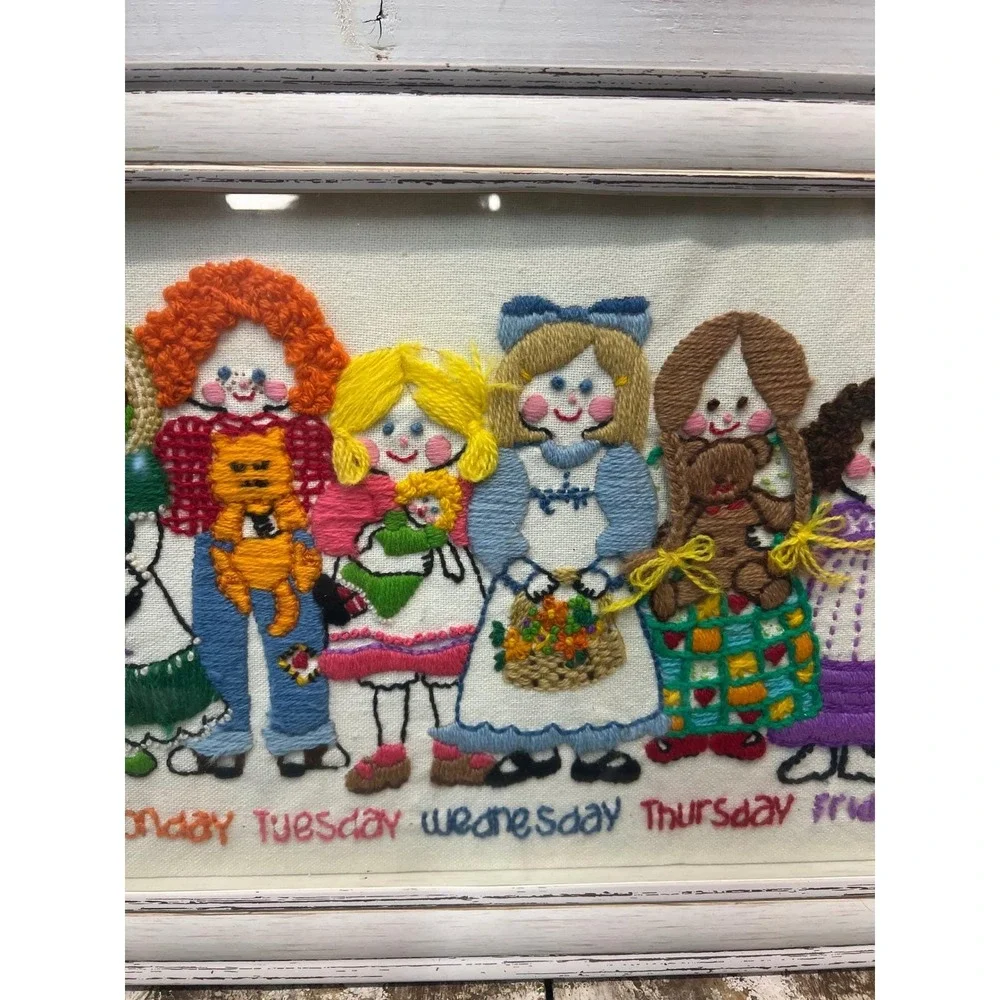 Vintage Days Of Week Embroidery Shadowbox Wall Art Needlepoint Cottagecore Decor